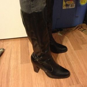 Black boots
