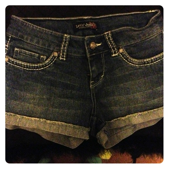 Levi shorts