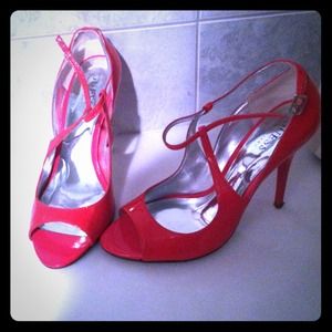 Hot pink GUESS Marciano heels