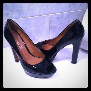 Aldo peep toe heels