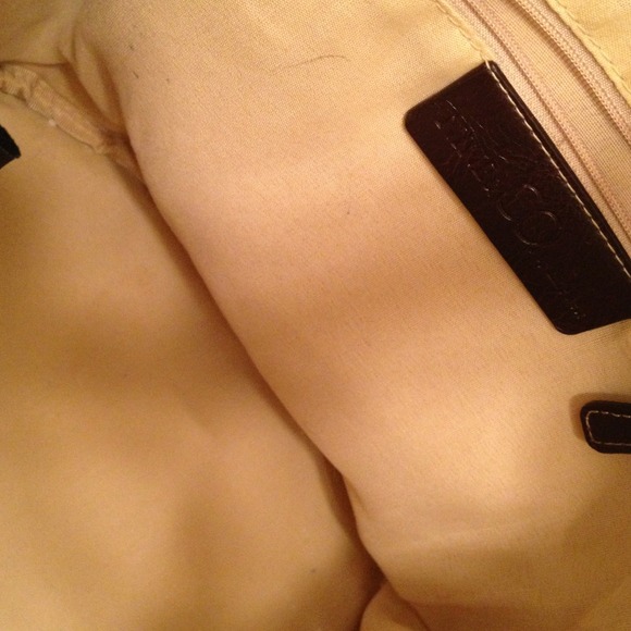 9 West Dual Backpack Bucket Handbag - Picture 3 of 4