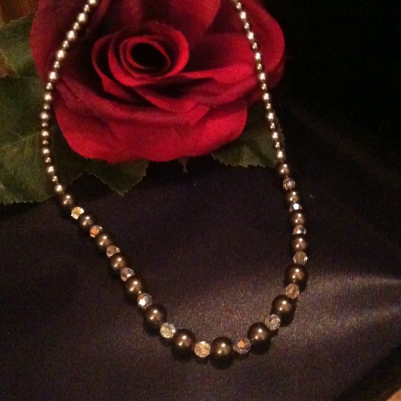 Glamorous Beaded Necklace with Crystals