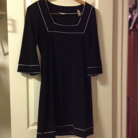 White house black market tunic