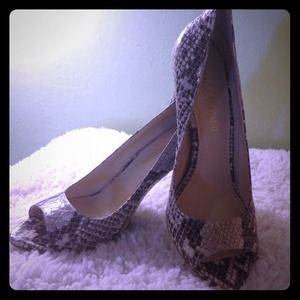 Enzo Angiolini high heel