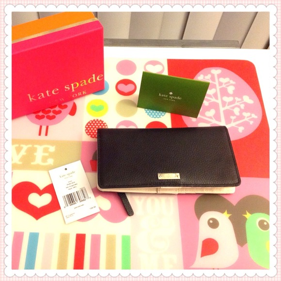 *for lindy98* Kate Spade Stacy wallet