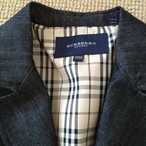 🎀 Reserved for longhorn 0914 🎀 Burberry Blazer