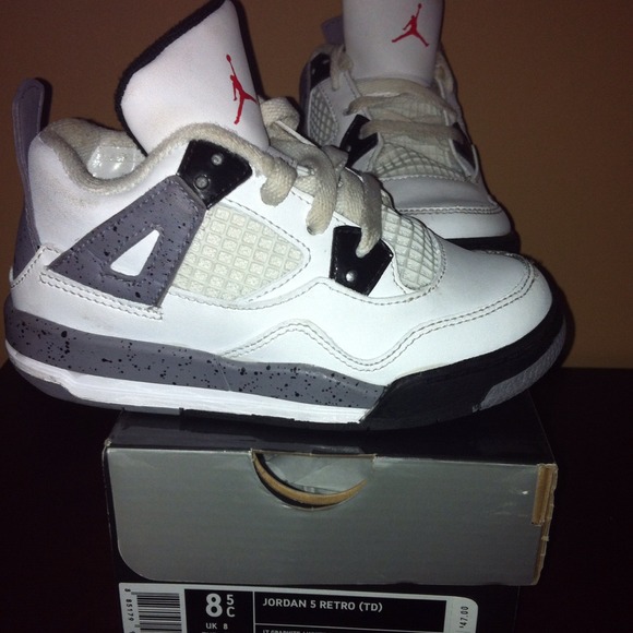 Boys Jordan's, sizes 7.5-8.5, Price neg. in bulk - Picture 4 of 4