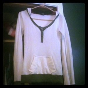 Rue 21 long sleeve with hood