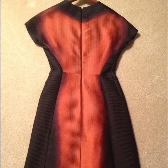 Prada dress - Picture 3 of 3