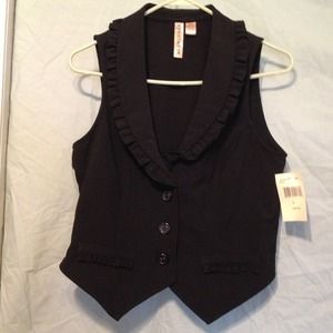 Black Vest NWT