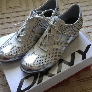 DKNY shoes