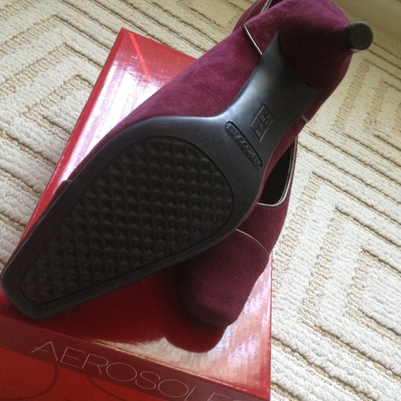 Shoes - Picture 3 of 3