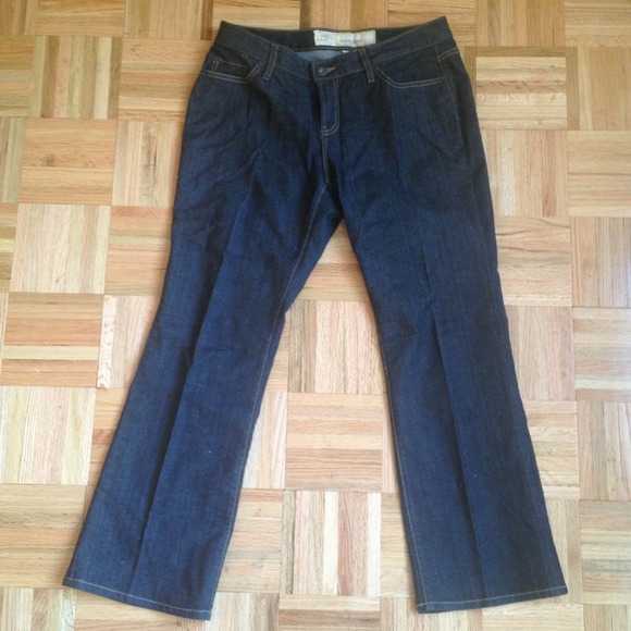 Petite Curvy Boot Jeans