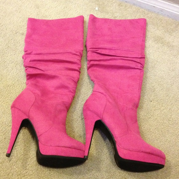 Shoe Dazzle Boots - 💝New heeled boots💝discounted!!