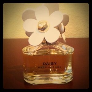Daisy Marc Jacobs Perfume