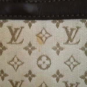 Louis Vuitton Bags - 🌷Authentic Louis Vuitton Josephine PM Louis Vuitton Bags - 🌷Authentic Louis Vuitton Josephine PM