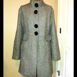 **REDUCED** Wool fully lined stunning coat.