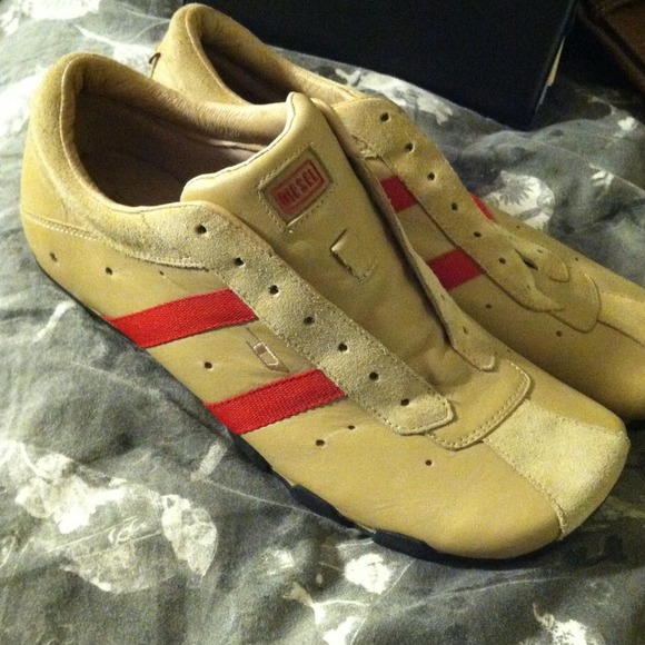 Reserved Men's Diesel tan leather casual shoes.