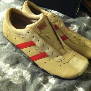 Reserved Men's Diesel tan leather casual shoes.