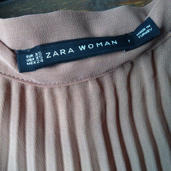 SOLD! Zara Midi-length Pleated Skirt - Picture 3 of 4