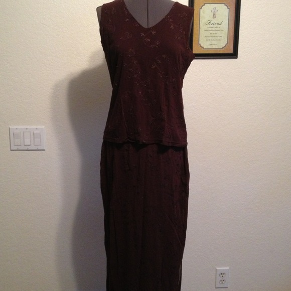Brown detailed skirt and shirt