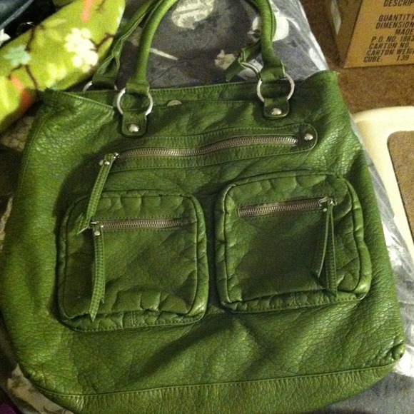 Green faux leather cargo purse