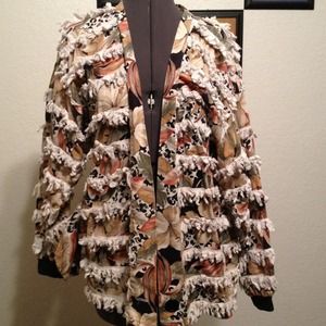 Vintage jacket floral with frayed edges