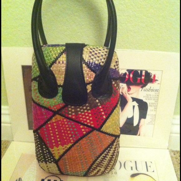 Vintage basket weave purse