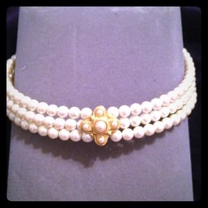 Pearl Choker