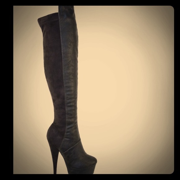 Sky High Knee Boot