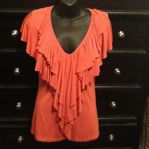 SOLD Super soft and form fitting coral shirt
