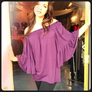 Off shoulder top. New!