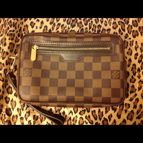 Louis Vuitton makeup bag!!!