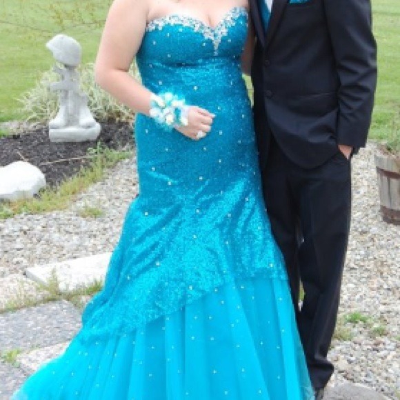 Prom dress