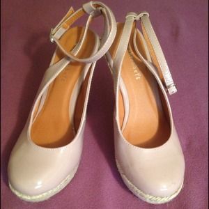 Fahrenheit Espadrille Wedges