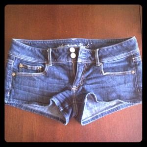 American eagle shortie shorts dark wash
