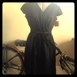 Brand new Isaac Mizrahi Black Dress