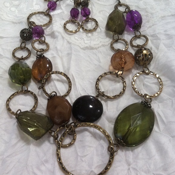 Necklace & earring set (SOLD) - Picture 2 of 2