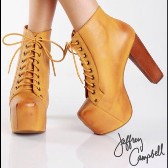 🔴SOLD🔴 JC Mustard Distressed Lita