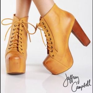 🔴SOLD🔴 JC Mustard Distressed Lita