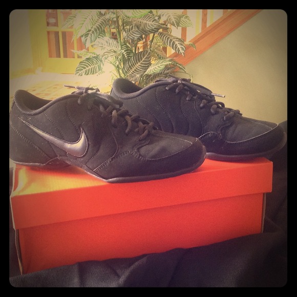 Only worn once outside