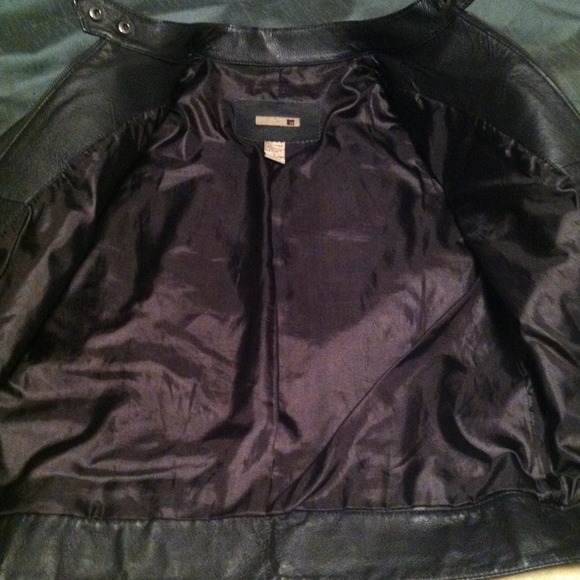 *SOLD*Leather jacket - Picture 2 of 2