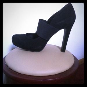 Jessica Simpson Black Suede & Spandex shoes.