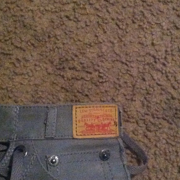 Shoes - Picture 4 of 4