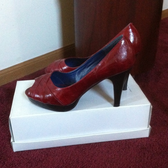Madden Girls shoes