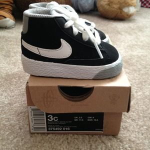 Never worn Jordan's size 3c