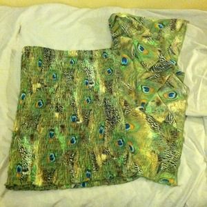 Never worn peacock print one shoulder top gorgeous