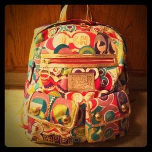 ✨Authentic Poppy coach book bag✨