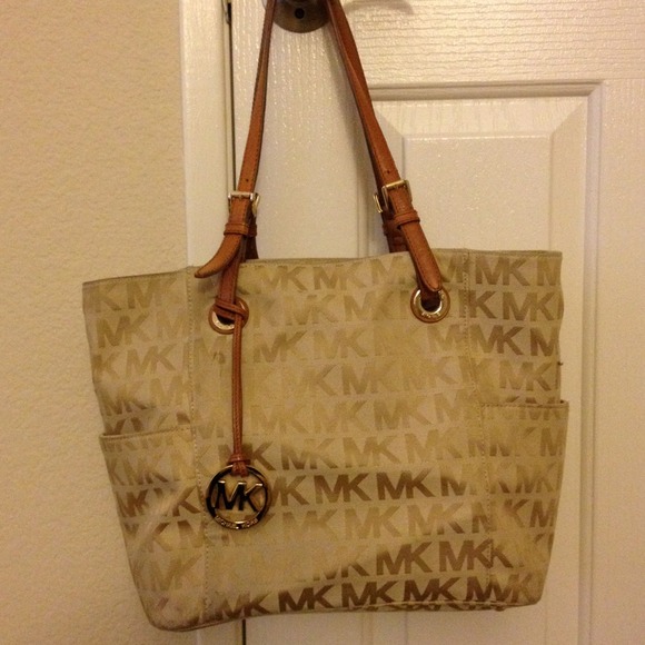 Michael Kors carry all tote