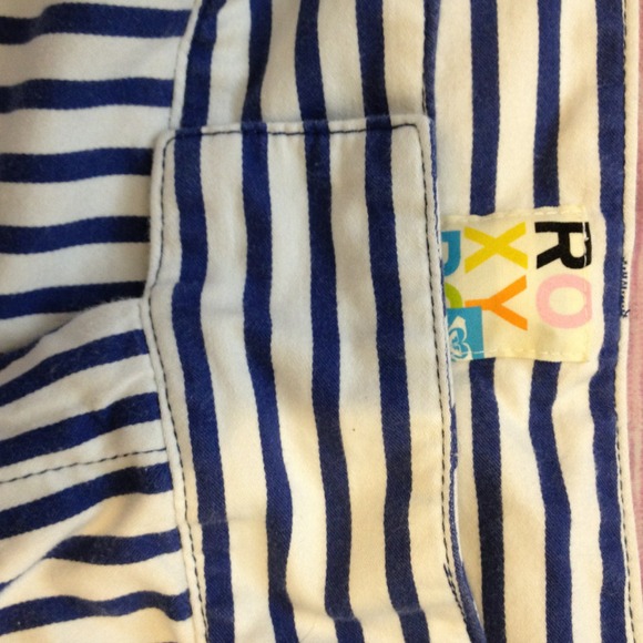 Roxy capris - Picture 3 of 3